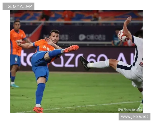 山东泰山外援“德比”引争议,战术迷失危机暴露争冠短板! 山东泰山外援“德比”引争议,战术迷失危机暴露争冠短板!