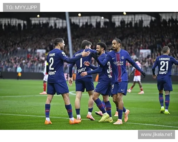 越踢越快,但配合越来越少:巴黎圣日耳曼的进攻正在失控? 越踢越快,但配合越来越少:巴黎圣日耳曼的进攻正在失控?