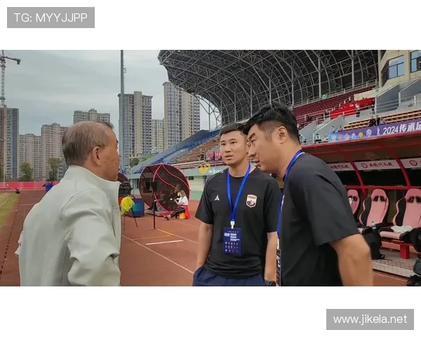 山东泰山经验老到,阵容老化问题逐步反映在近期表现中 山东泰山经验老到,阵容老化问题逐步反映在近期表现中