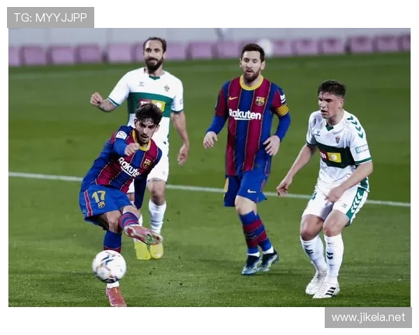 巴萨数据占优却难赢强队现象，近期表现波动对赛季争冠形势带来考验