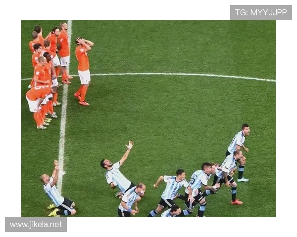 点球判罚规则拆解：哪些动作才算犯规？