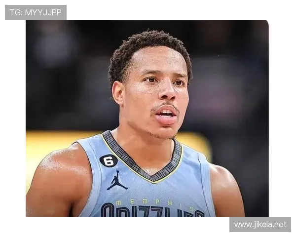 德斯蒙德·班恩无球跑位对比格林显著提升进攻空间效率