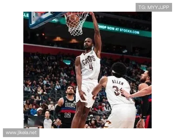 本·华莱士内线防守专注高效，关键抢断助阵骑士季后赛表现提升